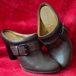 Euro Soft by Sofft Brown Leather Mules with Buckle Detail - Size 8M